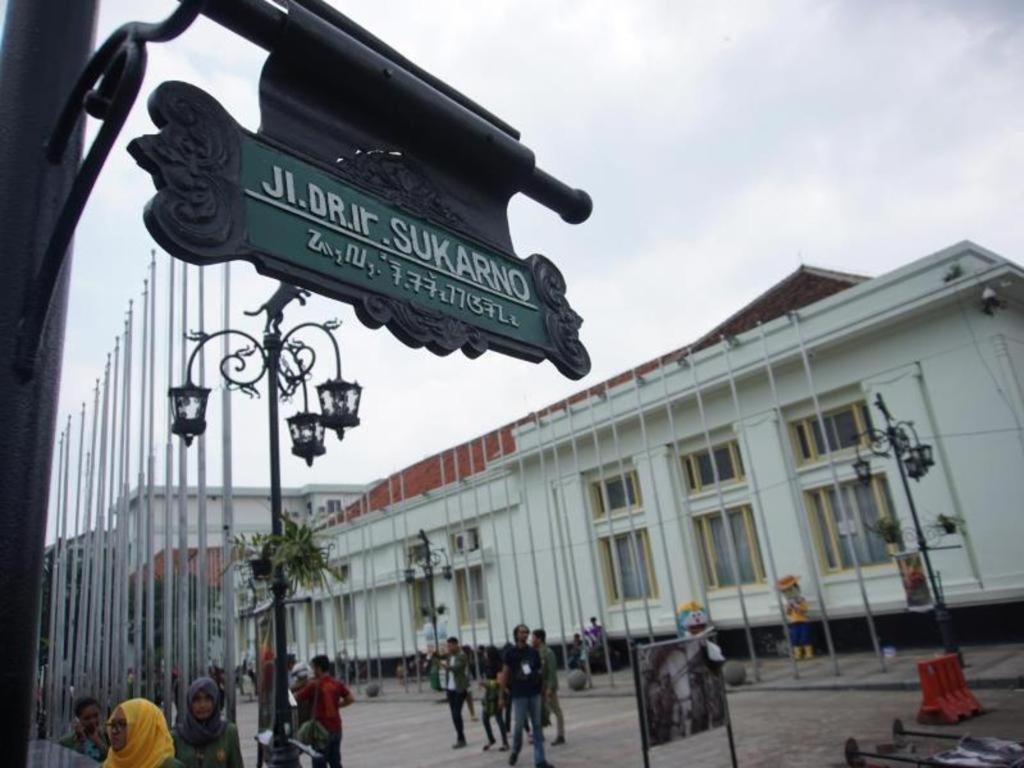 Raffleshom Hotel Bandung Exteriör bild