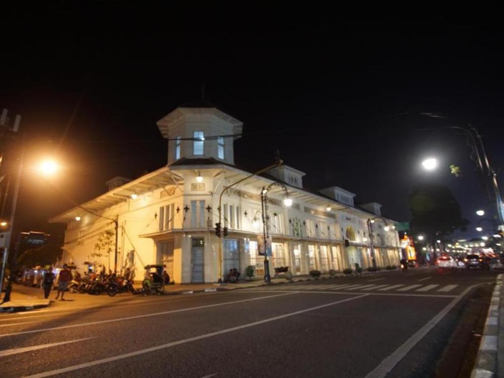 Raffleshom Hotel Bandung Exteriör bild