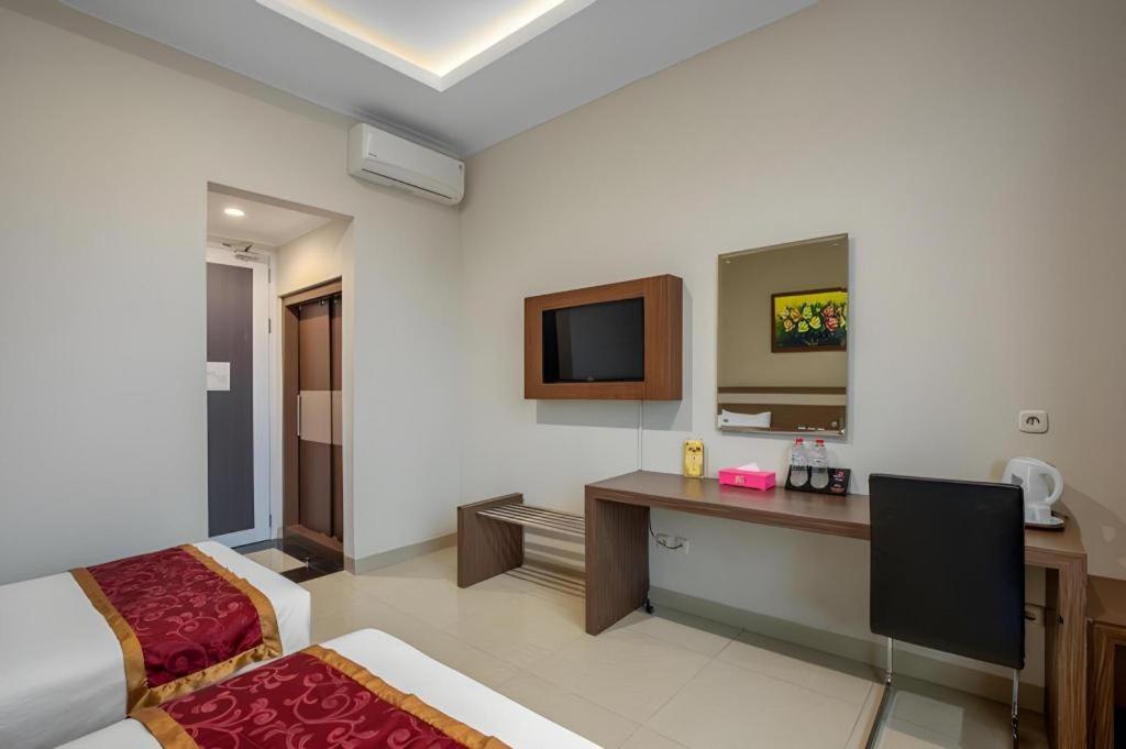 Raffleshom Hotel Bandung Exteriör bild